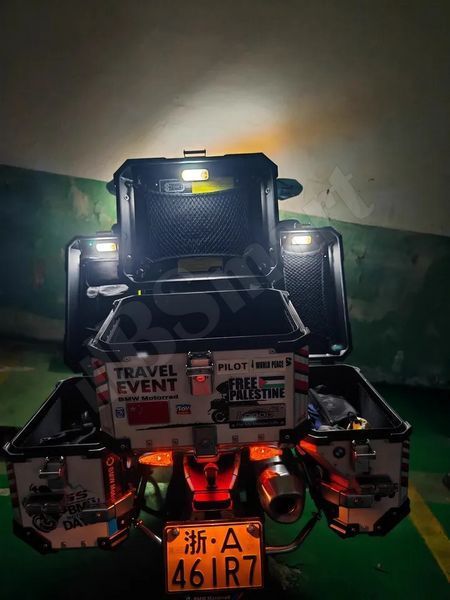 LED ліхтар підсвітка аварійна сигналізація BSmart JPad в кофр мотоцикла